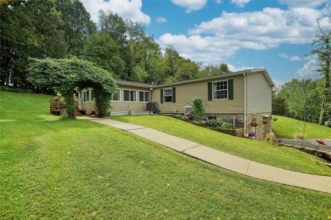 448 Wussick Drive Mt Pleasant Township PA 15057