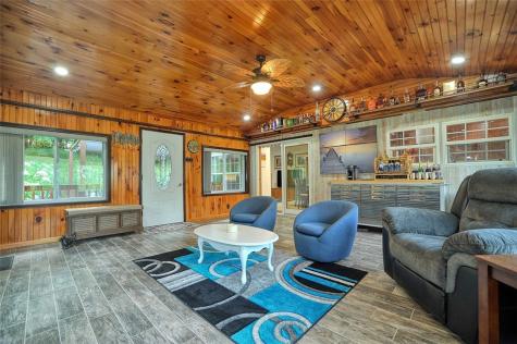 448 Wussick Drive Mt Pleasant Township PA 15057