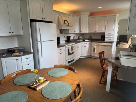 427 Ridgelawn Avenue Neshannock Township PA 16105