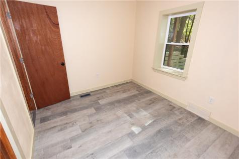 86 Butler St Extension Adams Township PA 16059