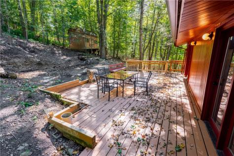 86 Butler St Extension Adams Township PA 16059