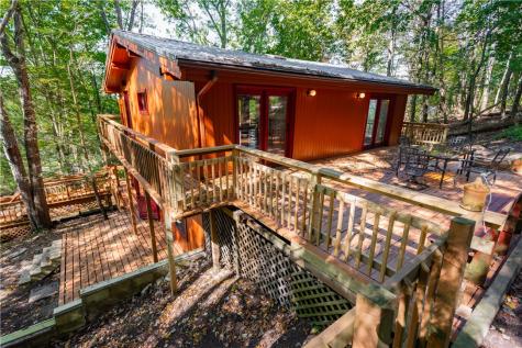 86 Butler St Extension Adams Township PA 16059