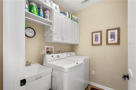 209 Hill Place Drive North Fayette PA 15057