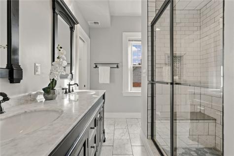 5700 Elgin Street Highland Park PA 15206