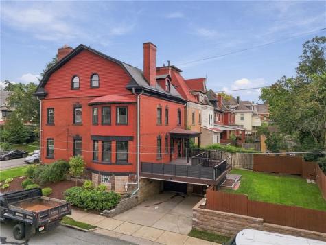 5700 Elgin Street Highland Park PA 15206