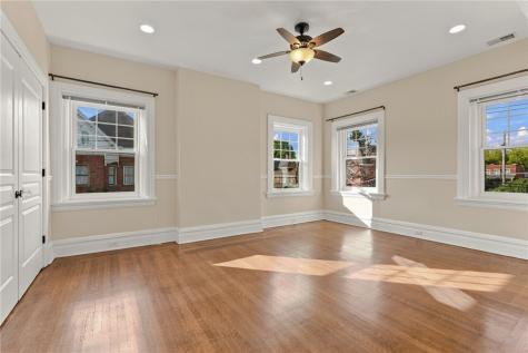 5700 Elgin Street Highland Park PA 15206