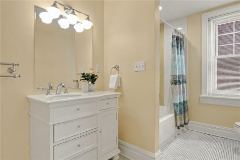 5700 Elgin Street Highland Park PA 15206