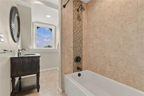 5700 Elgin Street Highland Park PA 15206