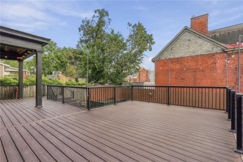 5700 Elgin Street Highland Park PA 15206