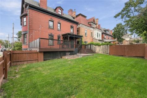 5700 Elgin Street Highland Park PA 15206