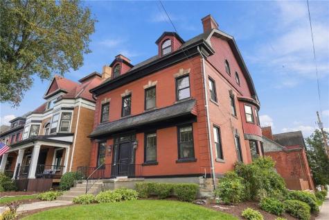 5700 Elgin Street Highland Park PA 15206