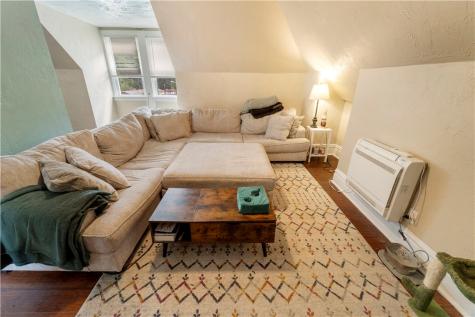 3663 Baytree Street Observatory Hill PA 15214