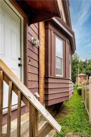3663 Baytree Street Observatory Hill PA 15214