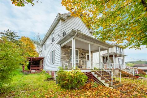 205 Mccormick Avenue Bentleyville PA 15314
