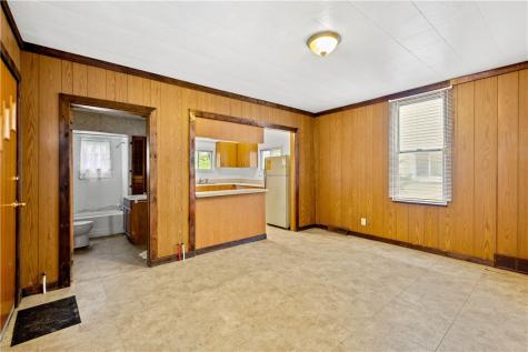 205 Mccormick Avenue Bentleyville PA 15314