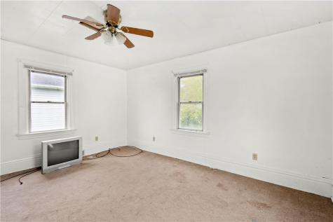 205 Mccormick Avenue Bentleyville PA 15314