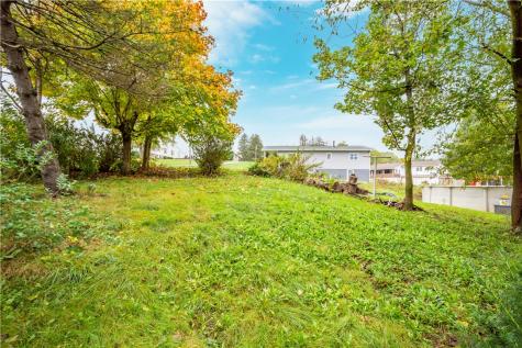 205 Mccormick Avenue Bentleyville PA 15314