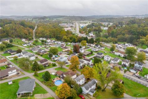 205 Mccormick Avenue Bentleyville PA 15314