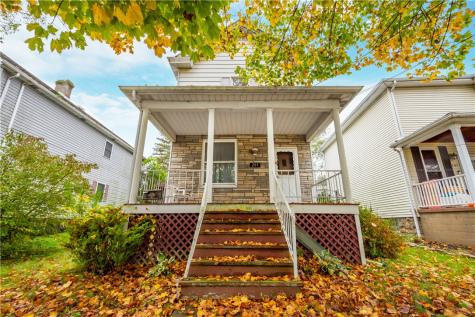 205 Mccormick Avenue Bentleyville PA 15314