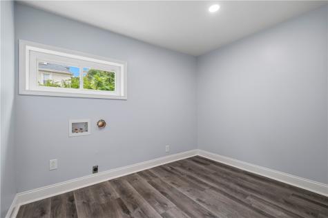 22 Hawthorne Avenue Crafton PA 15205