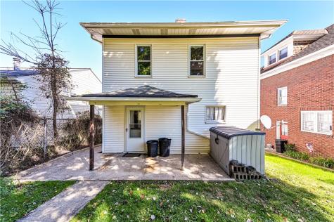 904 Green Street Southwest Greensburg Boro PA 15601