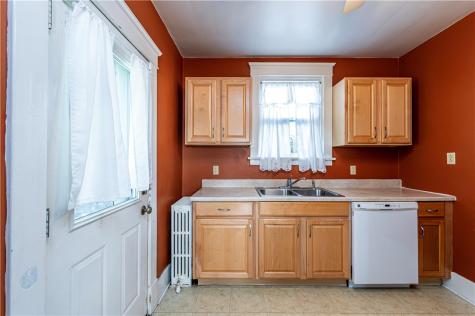 904 Green Street Southwest Greensburg Boro PA 15601