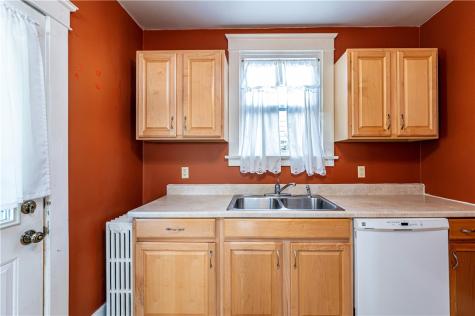 904 Green Street Southwest Greensburg Boro PA 15601