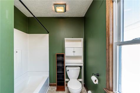 904 Green Street Southwest Greensburg Boro PA 15601