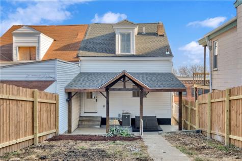 1030 Haslage Avenue Spring Hill PA 15212