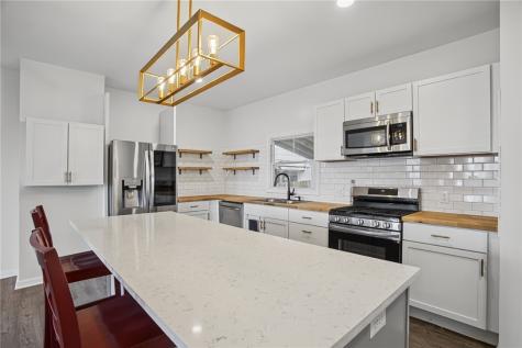 1030 Haslage Avenue Spring Hill PA 15212