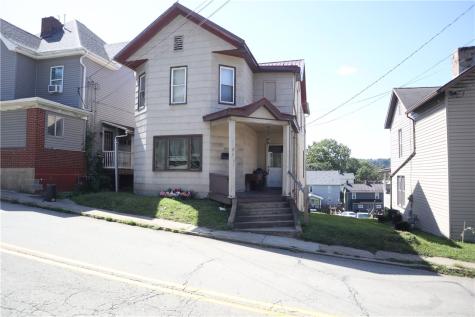 627 Wood Street California PA 15419