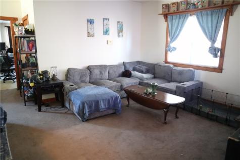 627 Wood Street California PA 15419