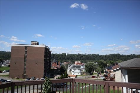 627 Wood Street California PA 15419