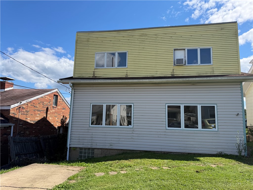 205 University Street Verona PA 15147