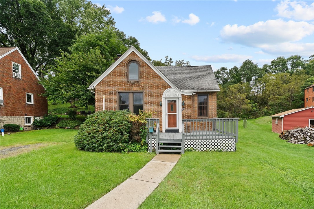 12 Sunrise Drive Pleasant Hills PA 15236