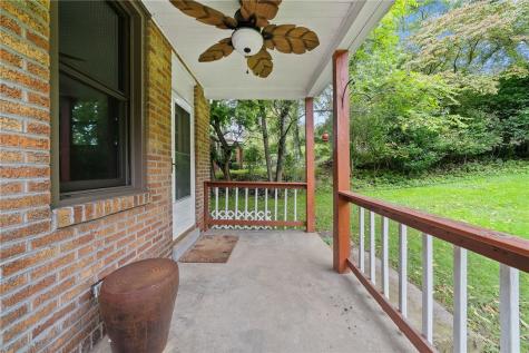 12 Sunrise Drive Pleasant Hills PA 15236
