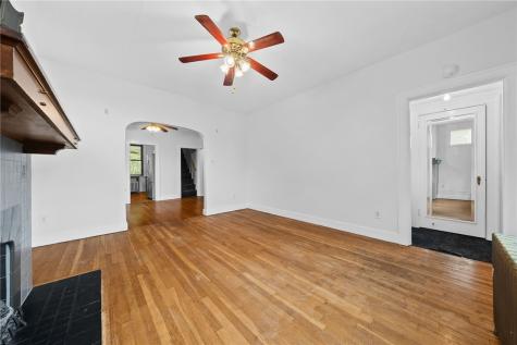 12 Sunrise Drive Pleasant Hills PA 15236