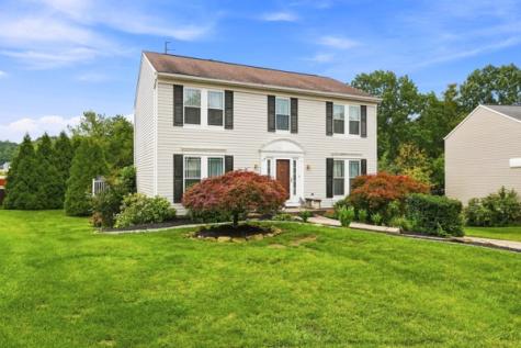 4004 Orchard Circle Kennedy Township PA 15136