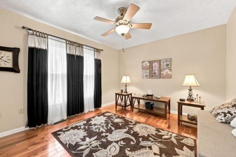 4004 Orchard Circle Kennedy Township PA 15136