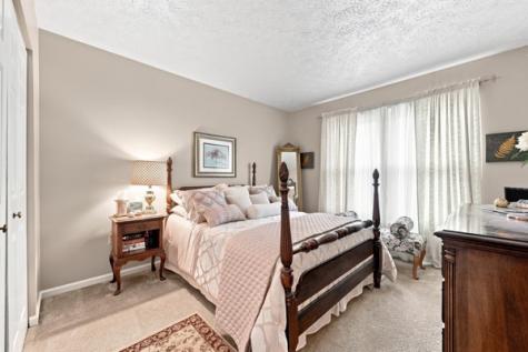 4004 Orchard Circle Kennedy Township PA 15136