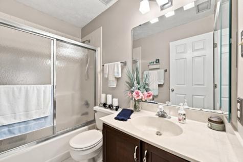 4004 Orchard Circle Kennedy Township PA 15136