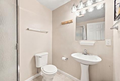 4004 Orchard Circle Kennedy Township PA 15136