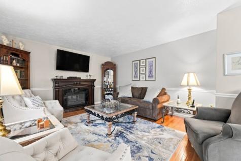 4004 Orchard Circle Kennedy Township PA 15136