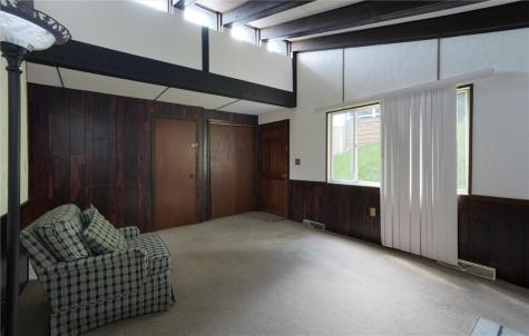 150 Queenston Drive Wilkins Township PA 15235