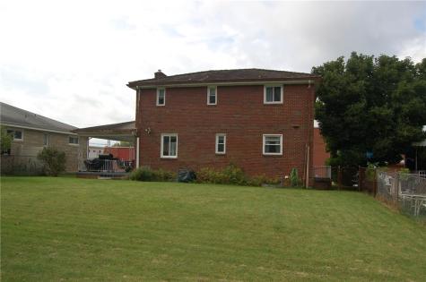 845 Charles Street Carnegie PA 15106