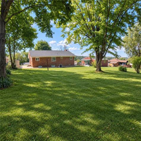 6 Greenview Drive Robinson Township PA 15136