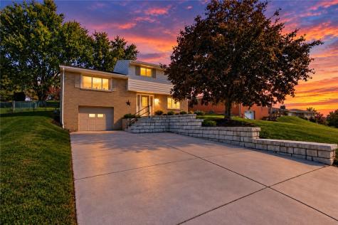 65 Lee Avenue South Strabane PA 15301