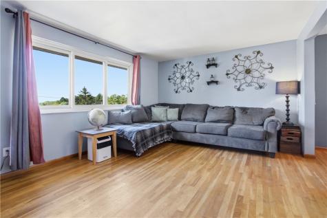 65 Lee Avenue South Strabane PA 15301
