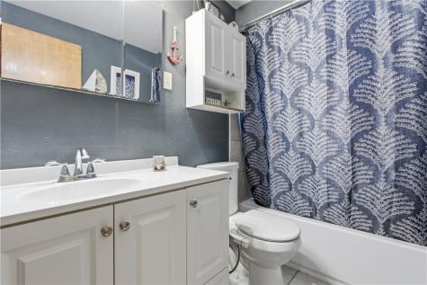 65 Lee Avenue South Strabane PA 15301