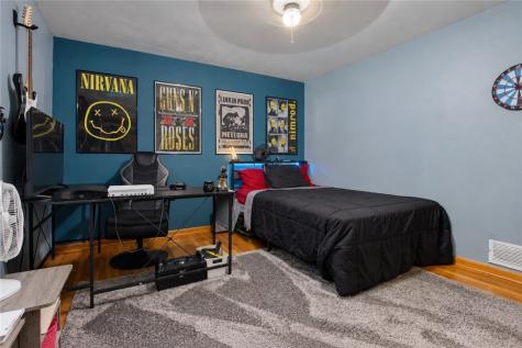 65 Lee Avenue South Strabane PA 15301